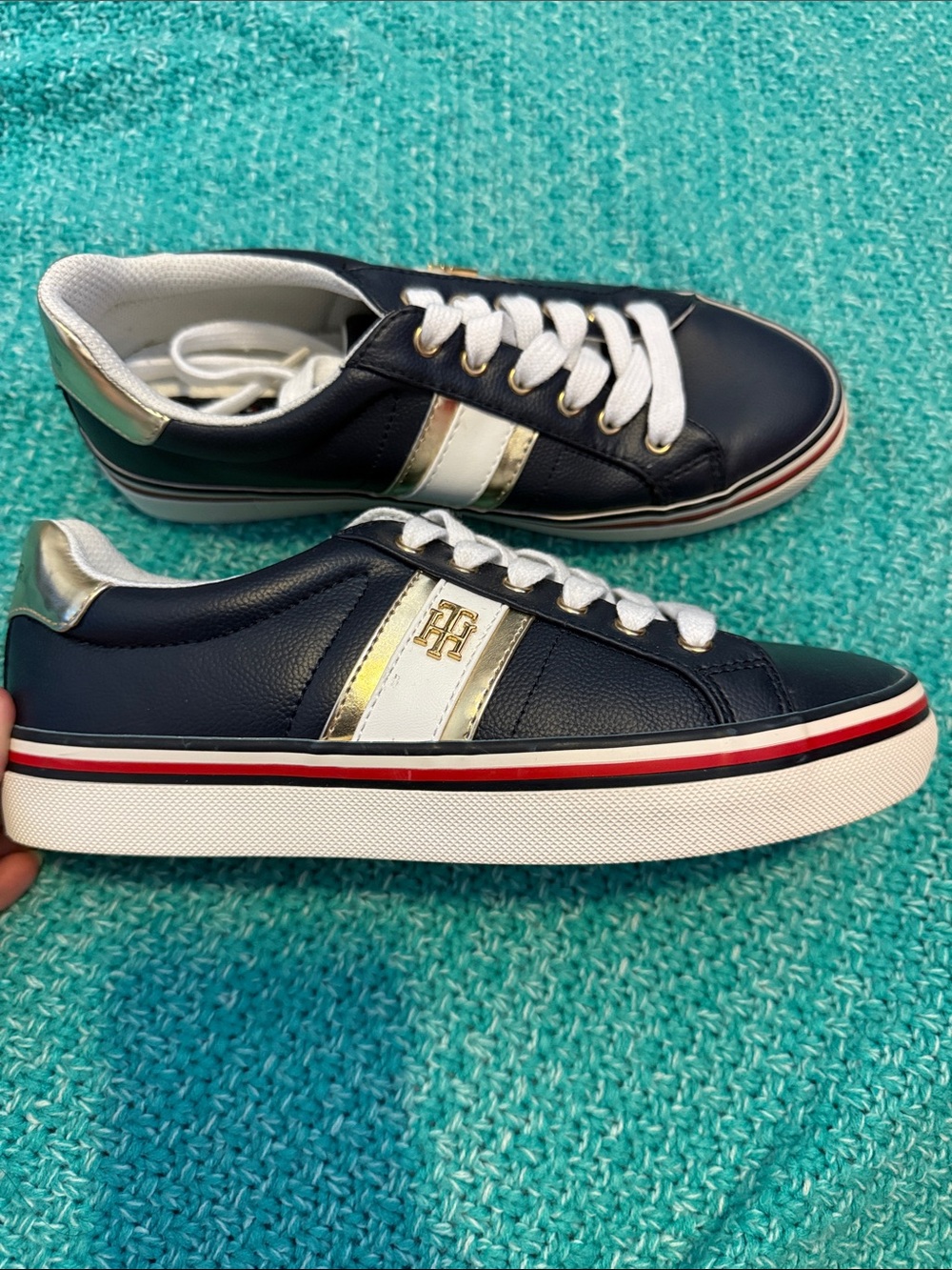 Tommy Hilfiger Navy, White & Gold Low-Top Sneakers